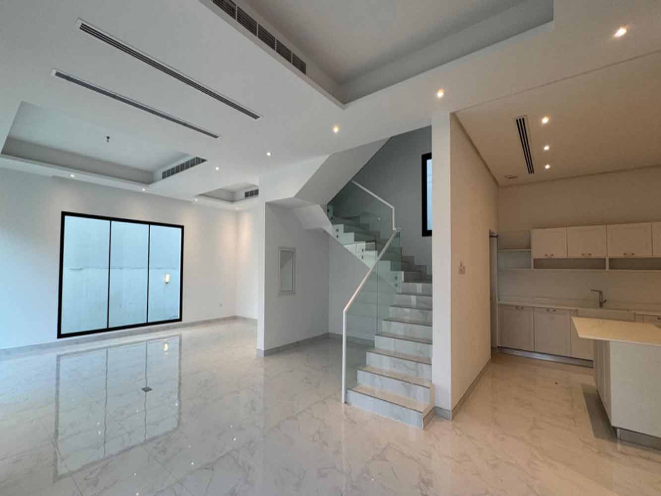 صورة فيلا للبيع في الحد #6453 1