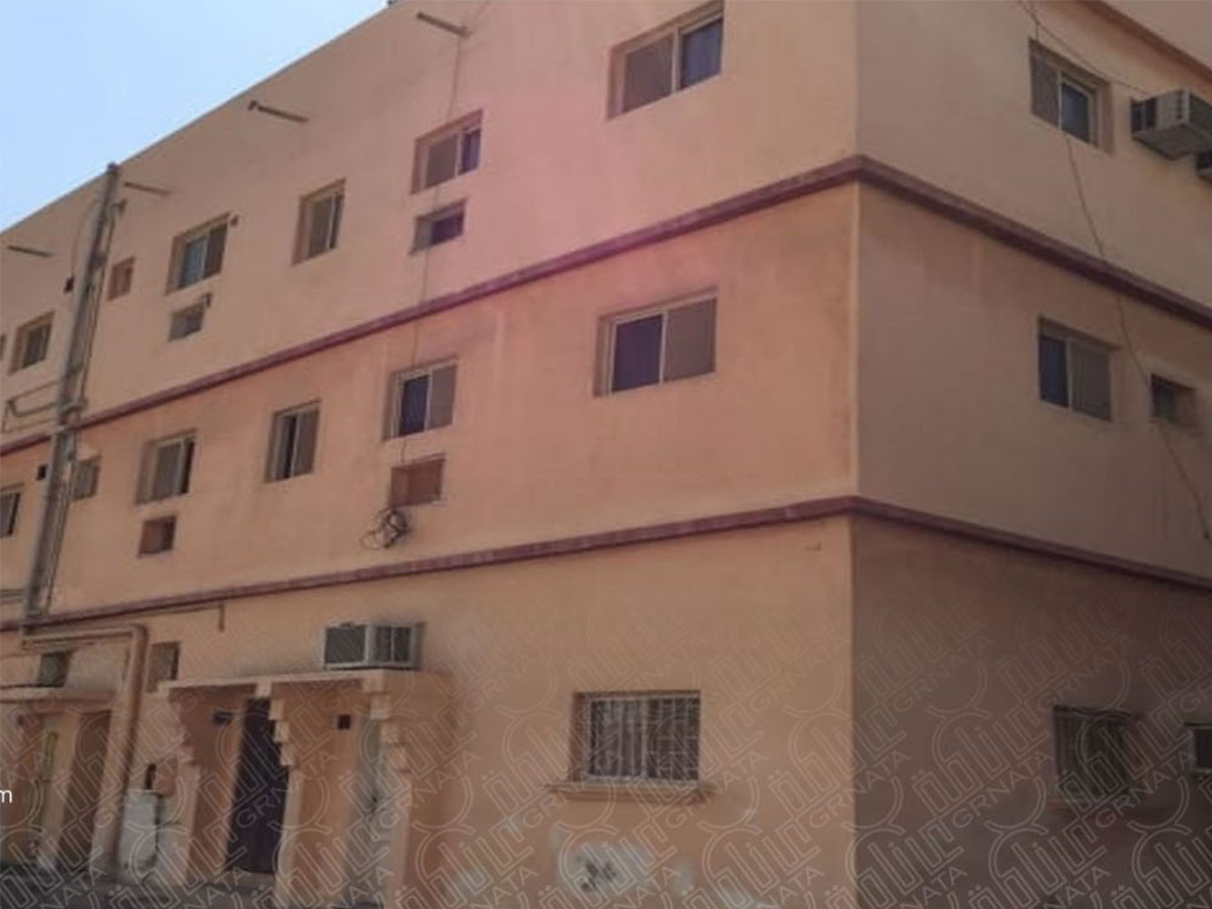 صورة مبنى للبيع في البرهامة #650 0