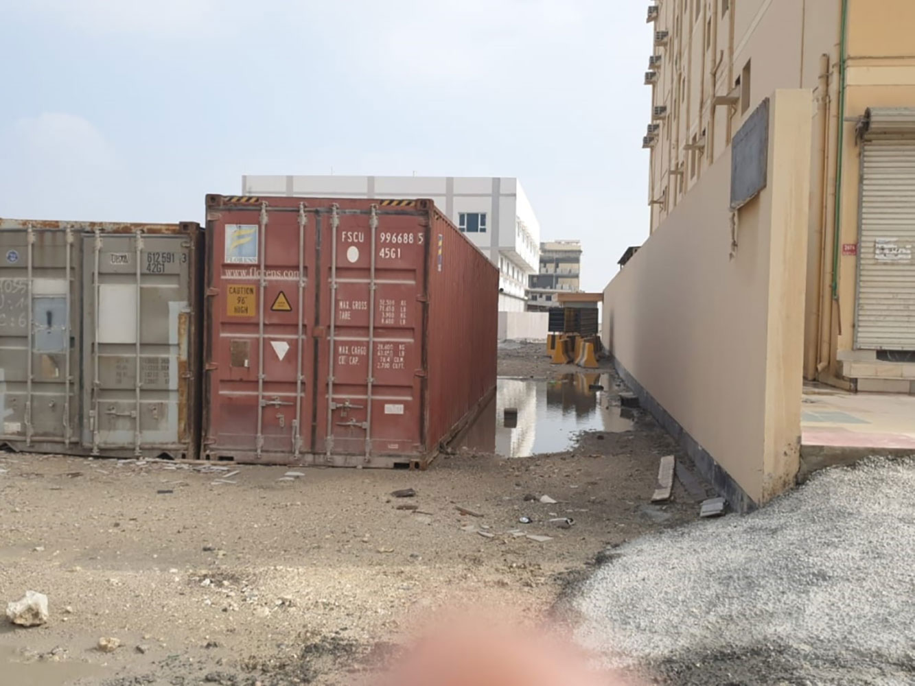 صورة مبنى للبيع في عسكر #663 1