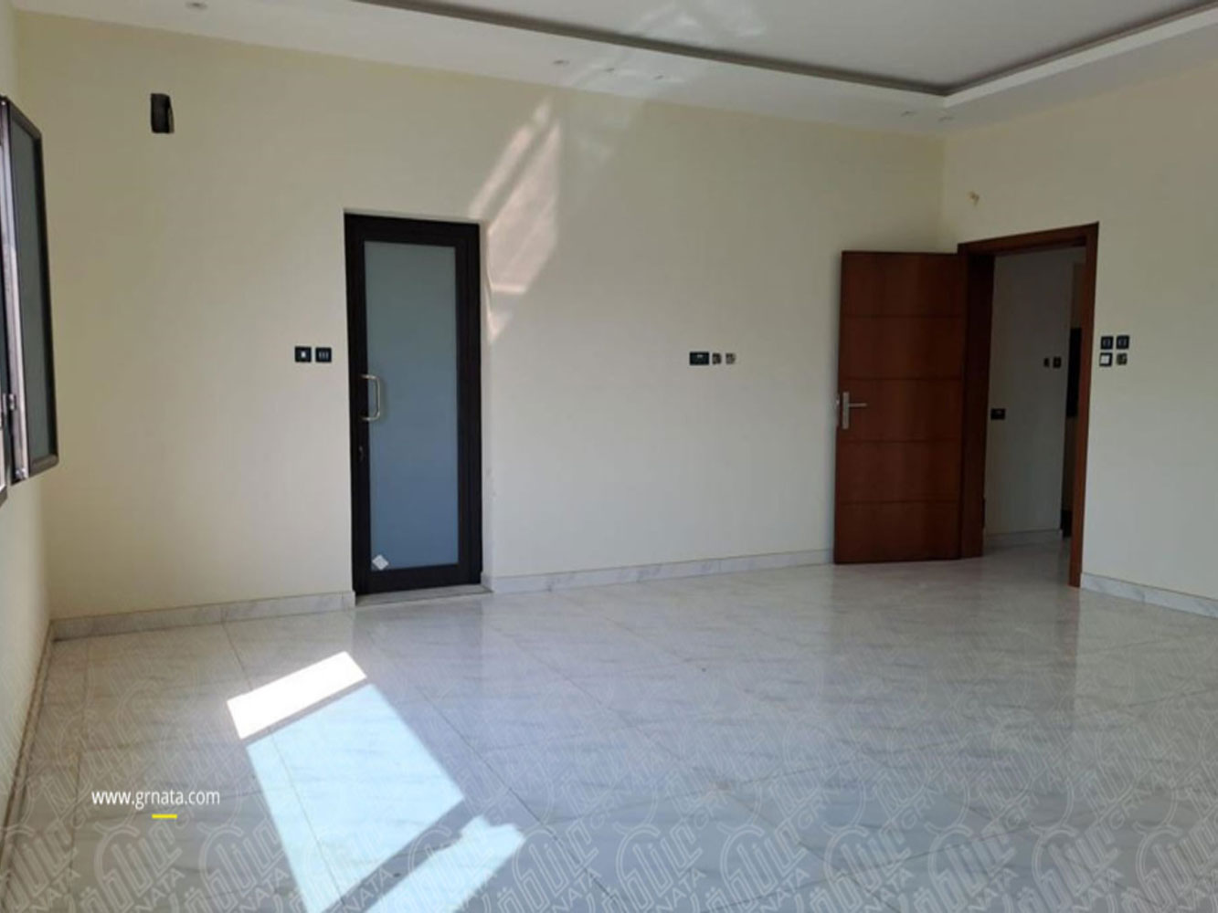 صورة فيلا للبيع في باربار #6718 4