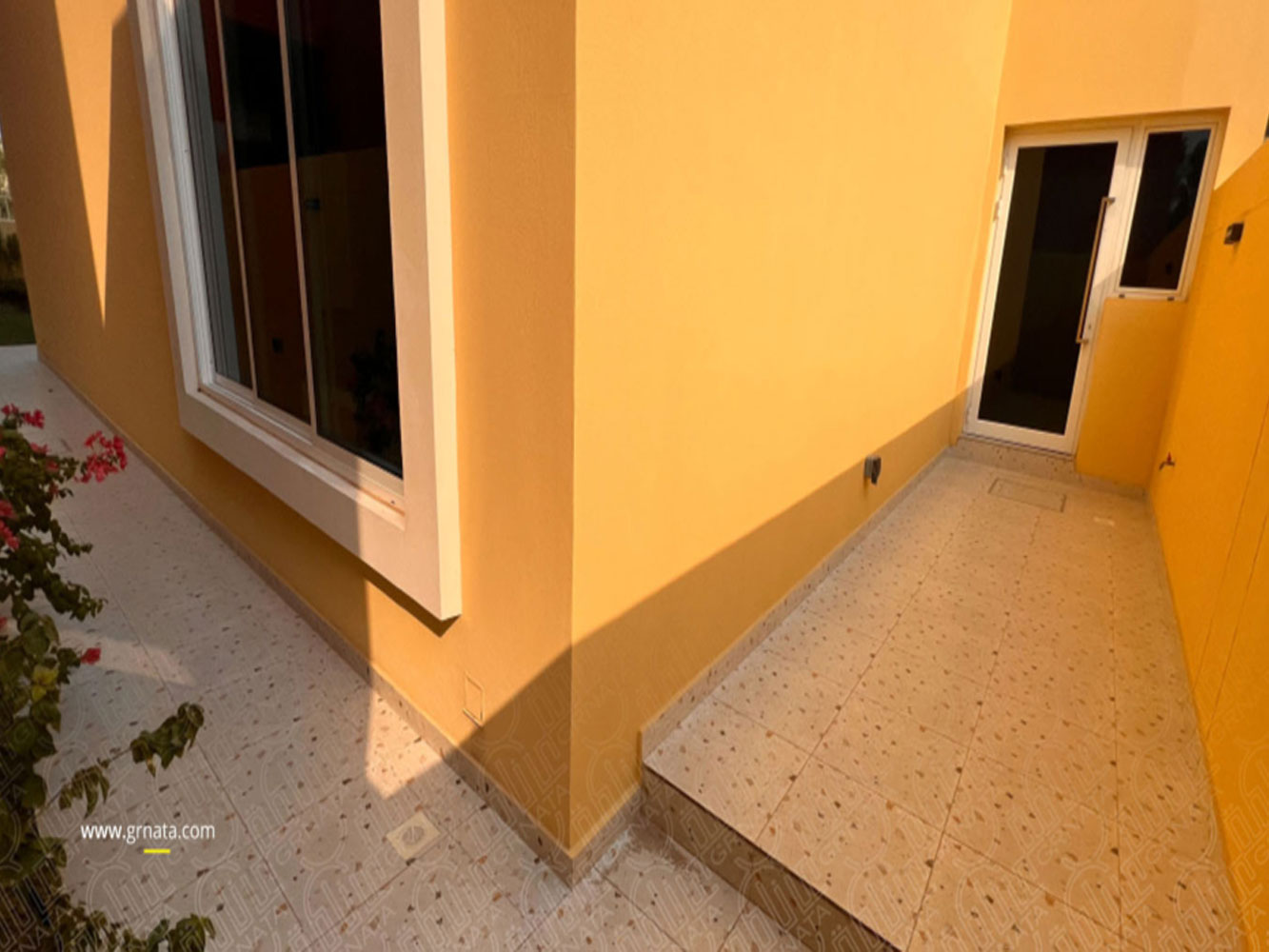 صورة فيلا للبيع في الجنبية #6849 4