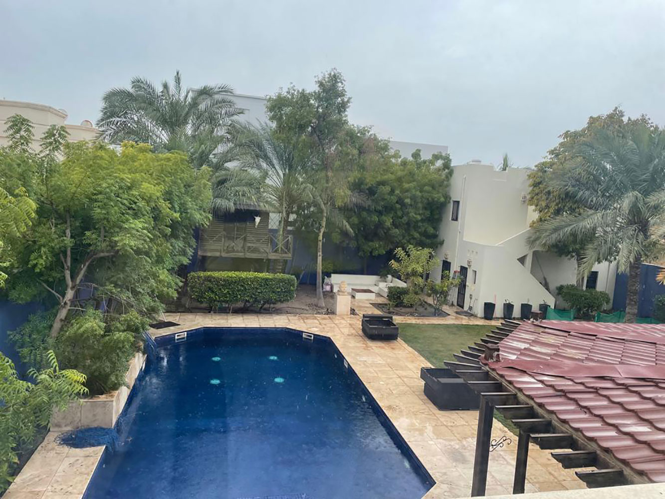 صورة فيلا للبيع في مقابة #687 4
