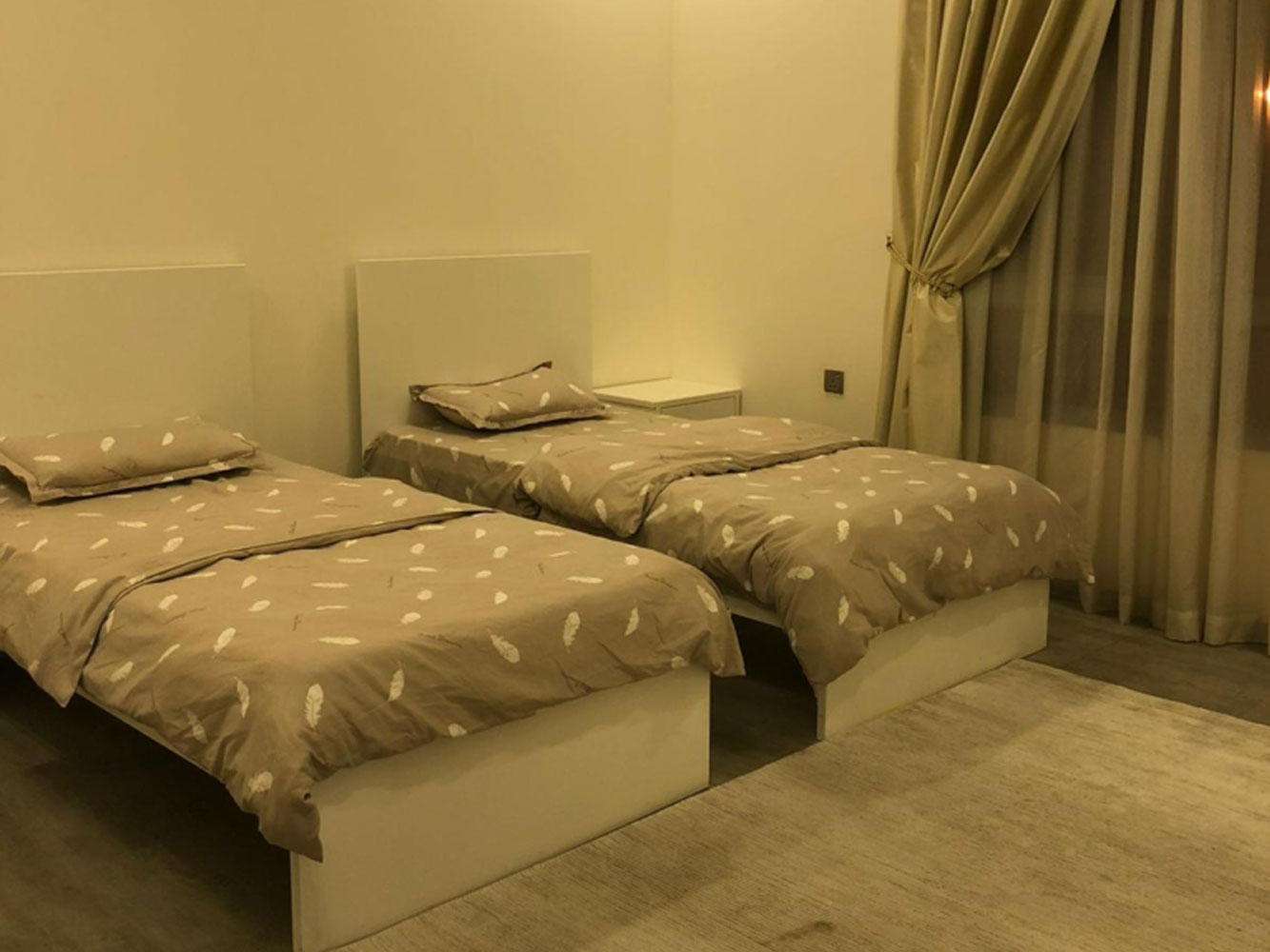 صورة شقة للبيع في مقابة #703 0