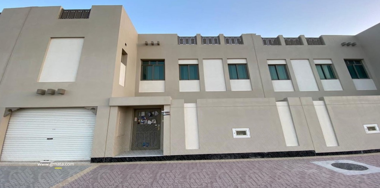 صورة فيلا للبيع في عالي #7375 0