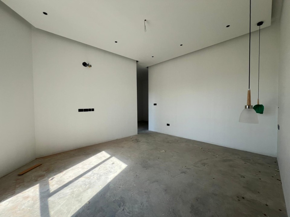 صورة فيلا للبيع في سار #7380 1