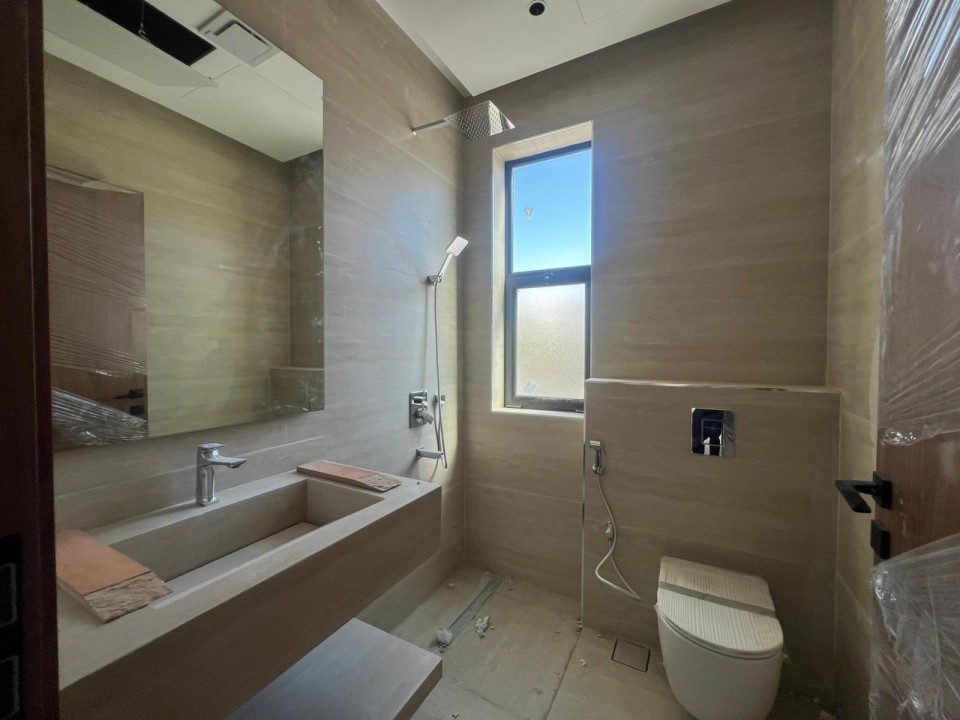 صورة فيلا للبيع في سار #7380 3