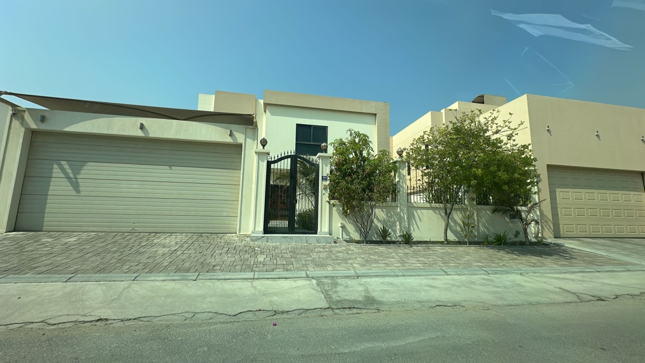 صورة فيلا للبيع في القرية #7547 0