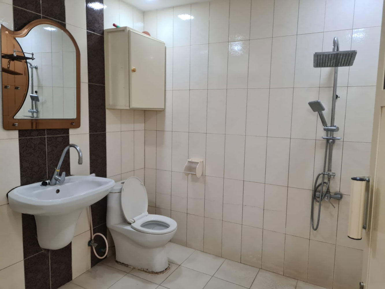 Villa for Sale in Isa Town Image #826 1