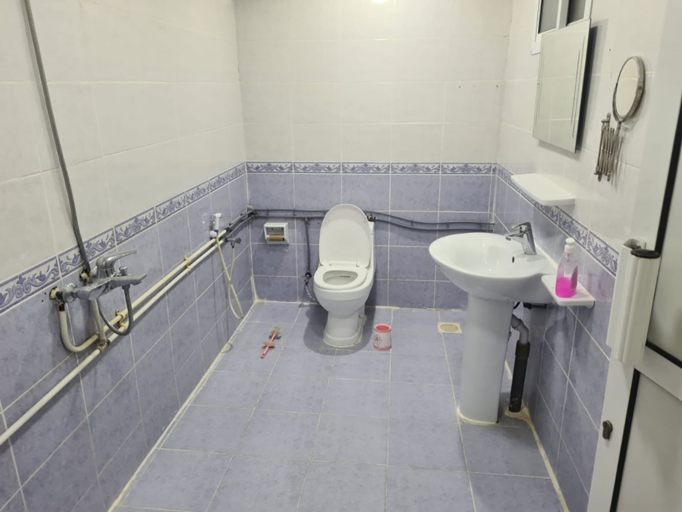 Villa for Sale in Isa Town Image #826 3