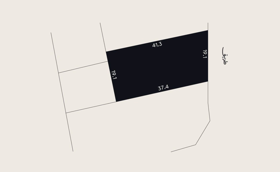صورة أرض للبيع في سترة #8540 0