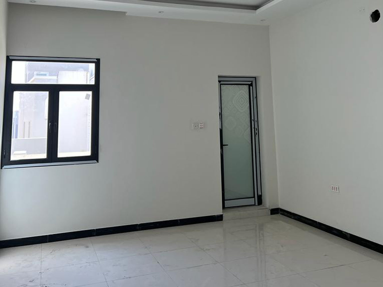 صورة فيلا للبيع في دمستان #868 0