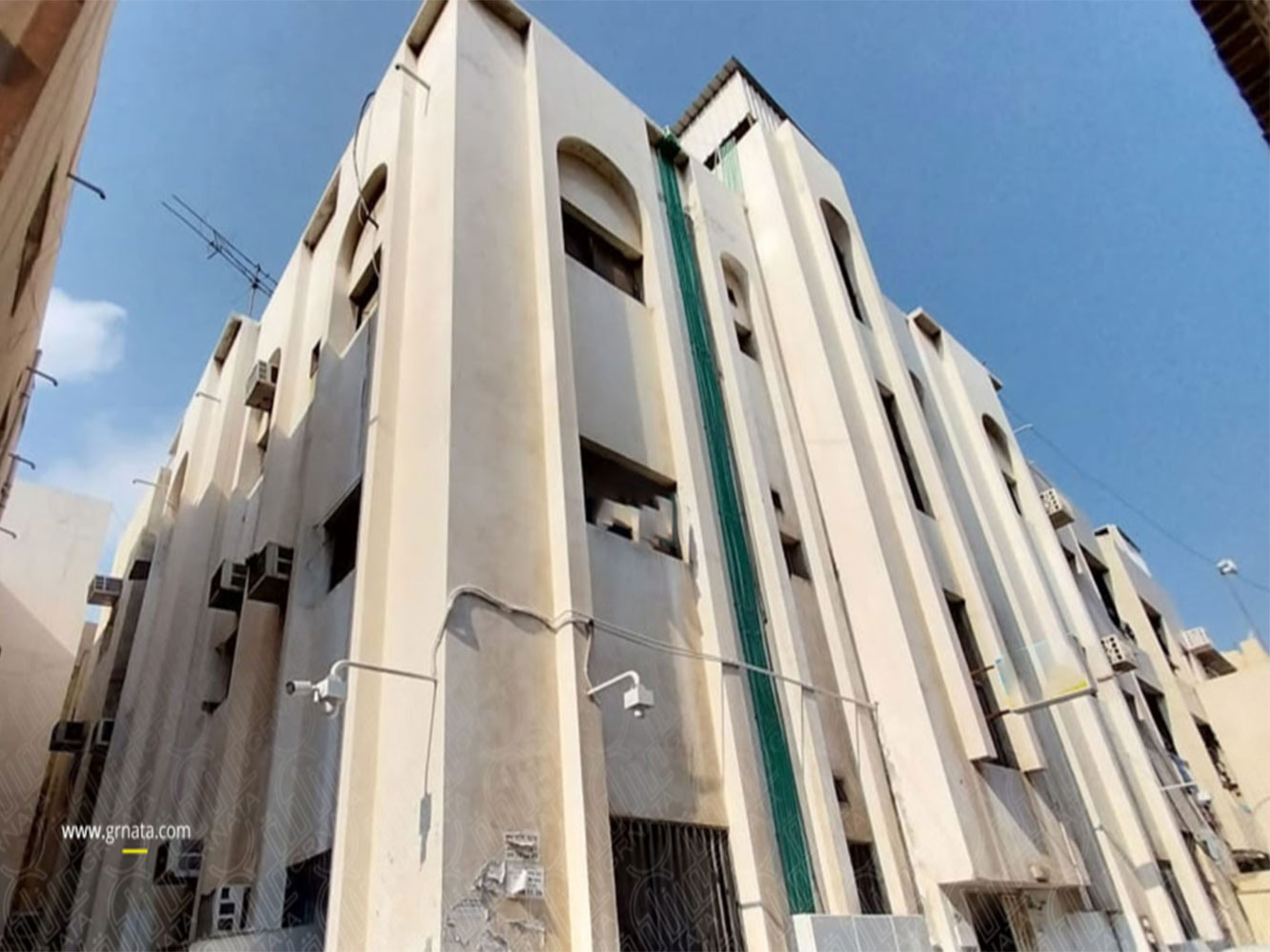 صورة مبنى للبيع في المنامة #87 0