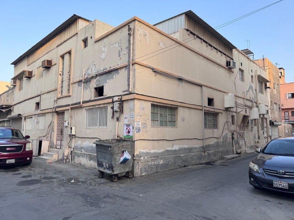 صورة فيلا للبيع في المحرق #8715 0