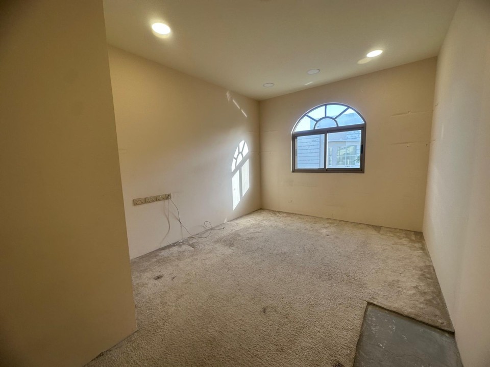 صورة فيلا للبيع في مقابة #8716 8