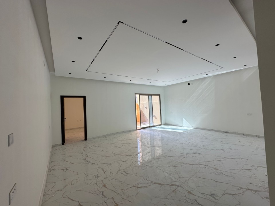 صورة فيلا للبيع في ديار المحرق #8728 1