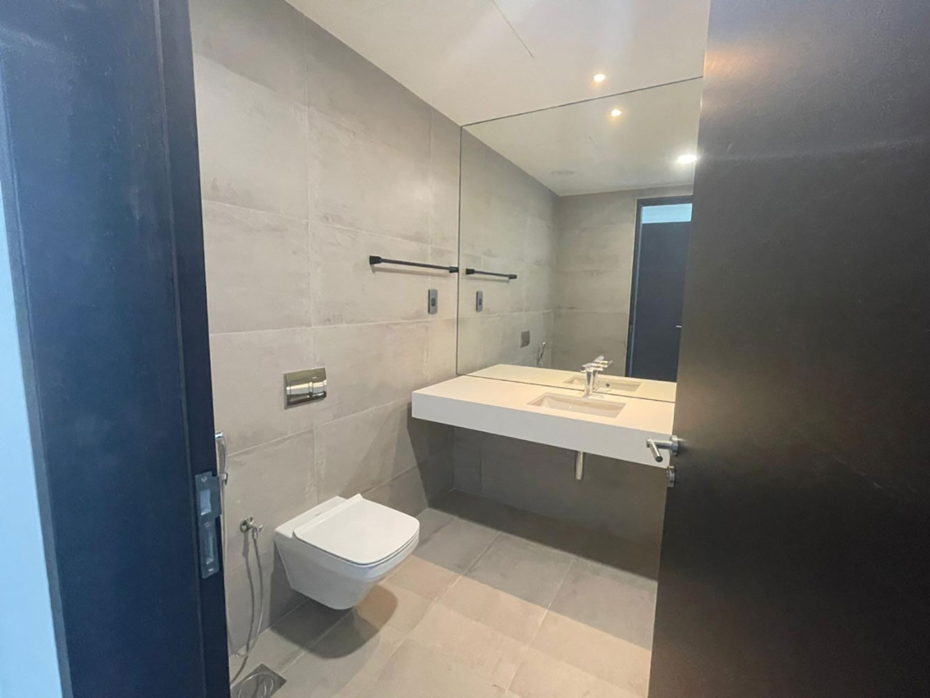 صورة بنتهاوس للبيع في بحرين هاربور #889 3