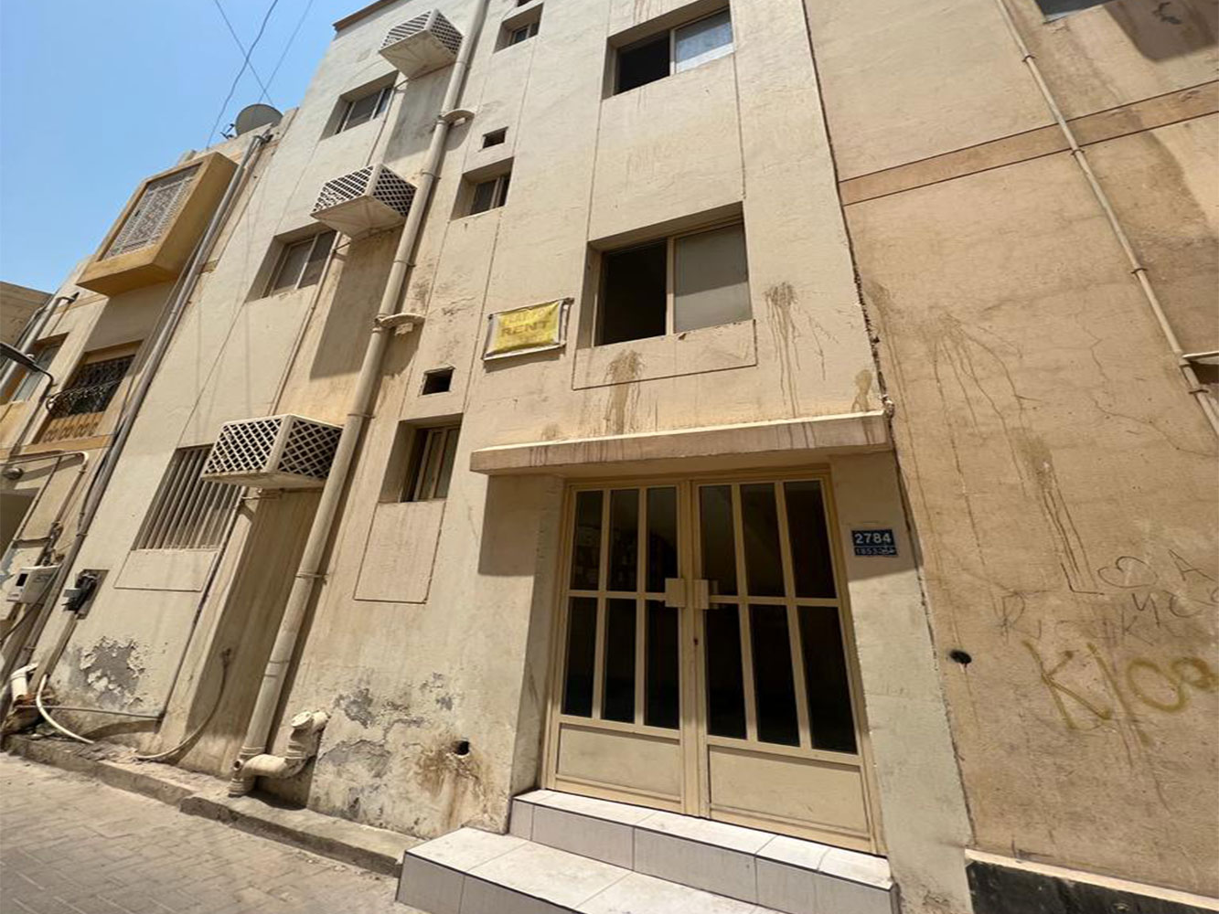 صورة مبنى للبيع في الحورة #916 0