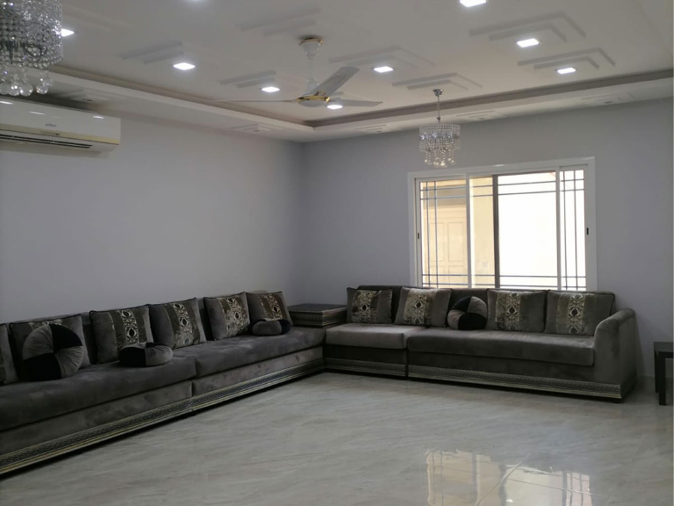 صورة فيلا للبيع في المالكية #947 0