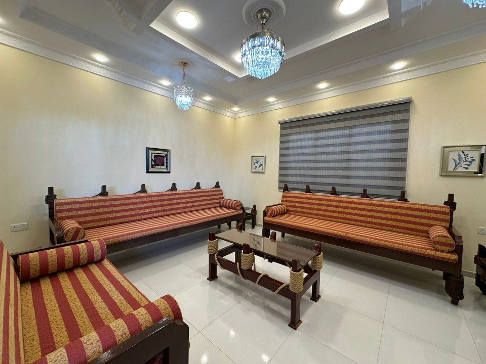 صورة فيلا للبيع في راس حيان #9474 3