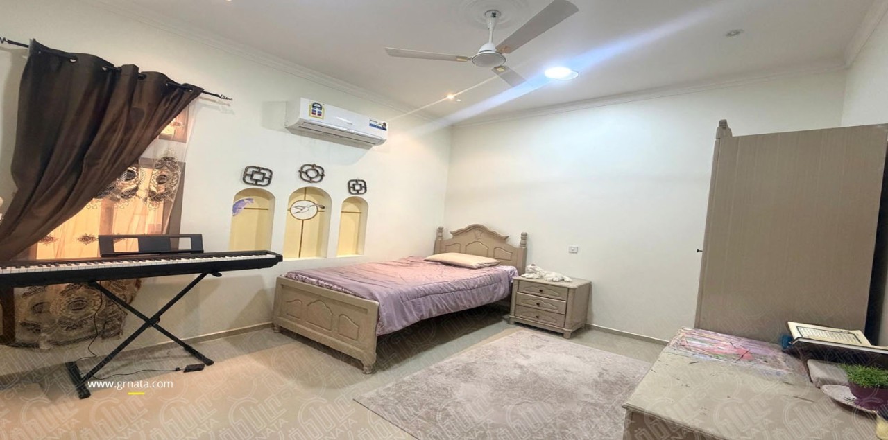 صورة فيلا للبيع في سترة #9499 7