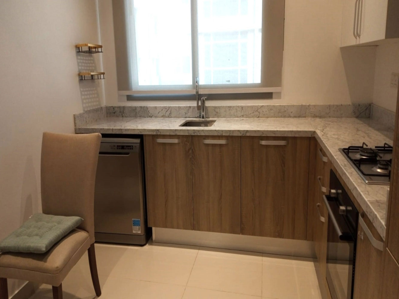 Apartment for Rent in Janabiyah Image #983 2
