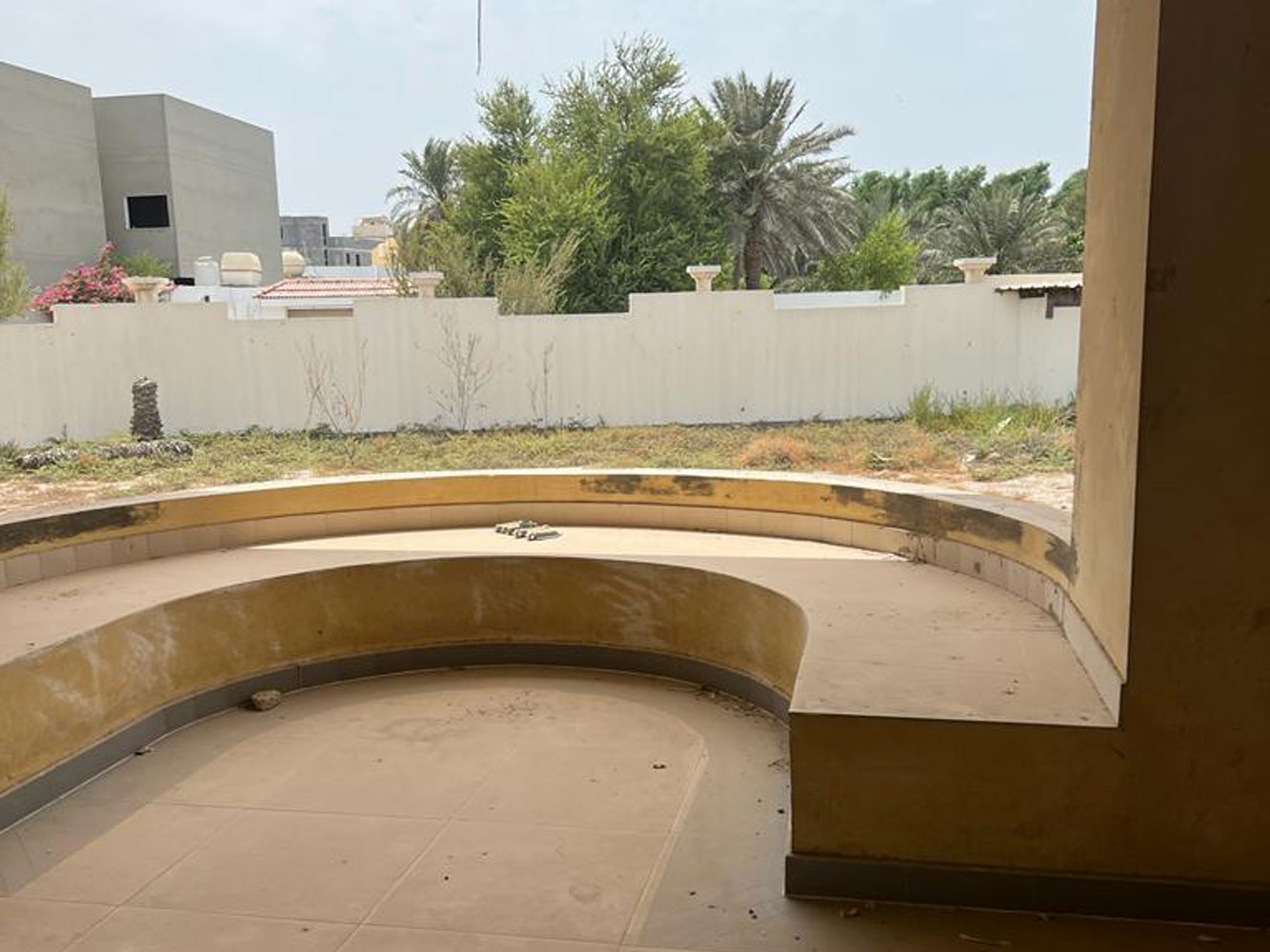 صورة فيلا للبيع في النويدرات #992 1