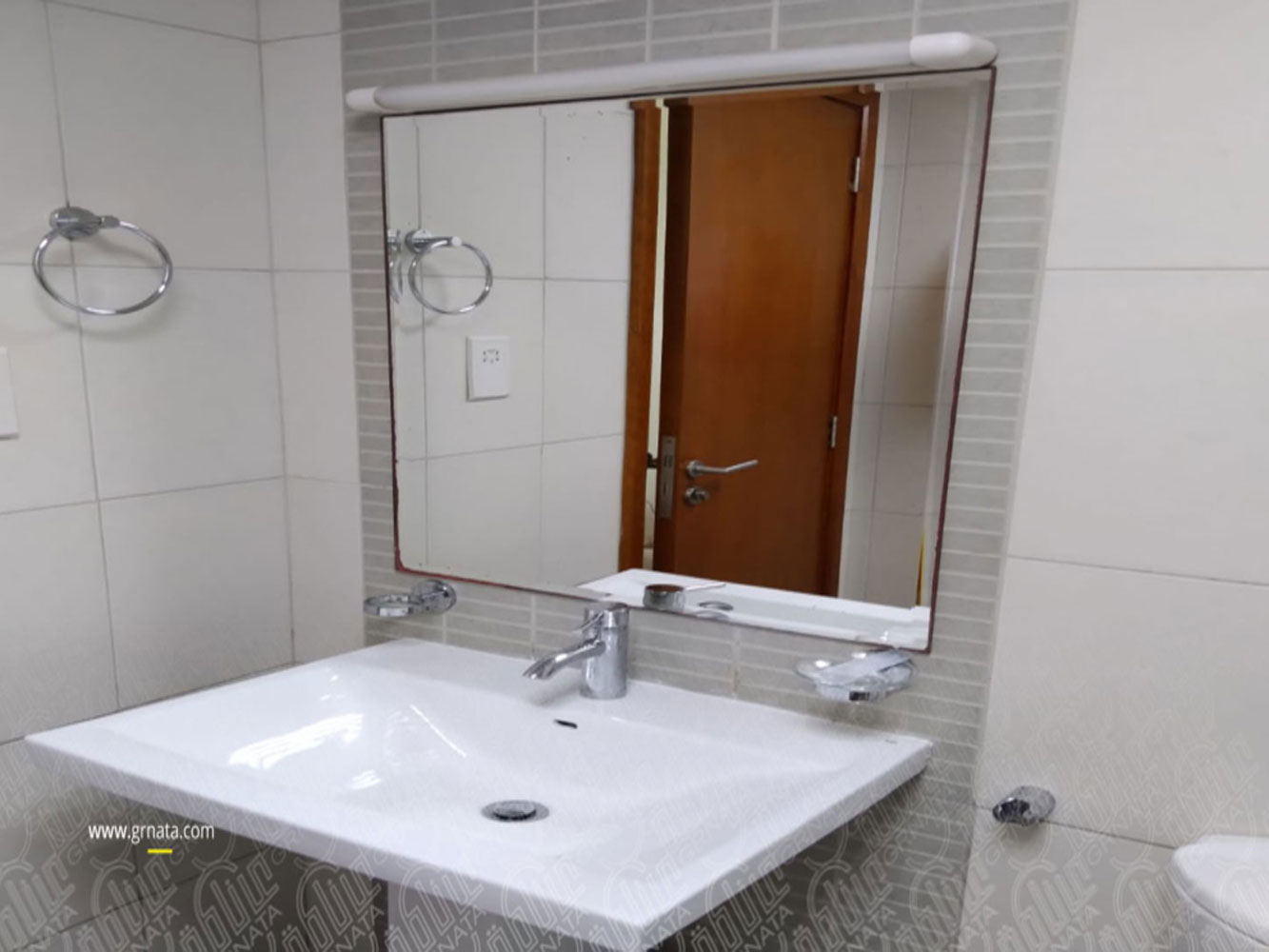 صورة فيلا للبيع في بو عشيرة #999 1