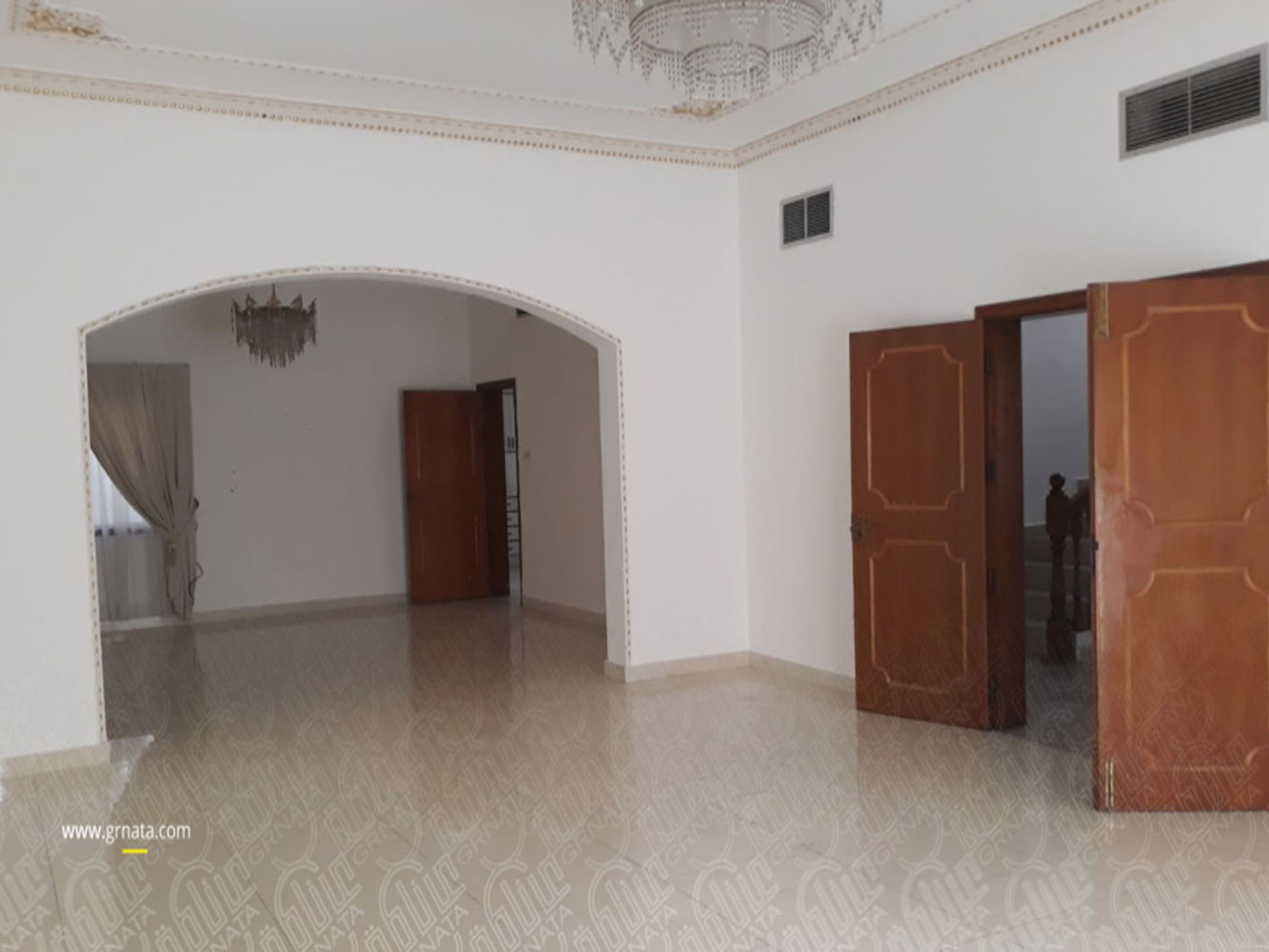 صورة فيلا للبيع في بو عشيرة #999 3